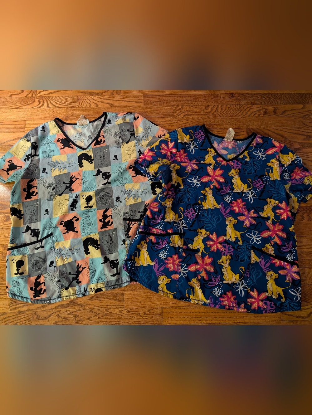 Disney Lion King Simba And Looney Tunes Bugs Bunny Taz Tweety, Scrub Tops Lot